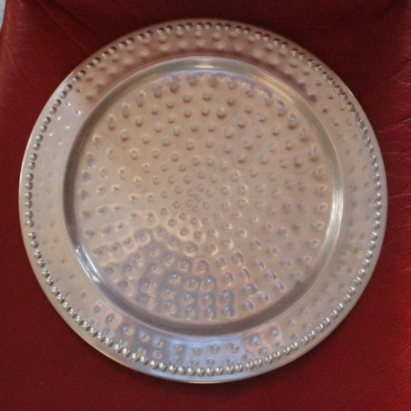Metal hammered serving plate EUC - Picture 1 of 3